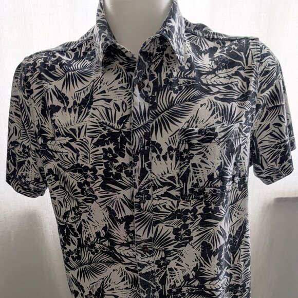 Goodfellow & Co™ Men’s Short Sleeve Collared Button-Down Shirt - Black & White - Picture 1 of 7